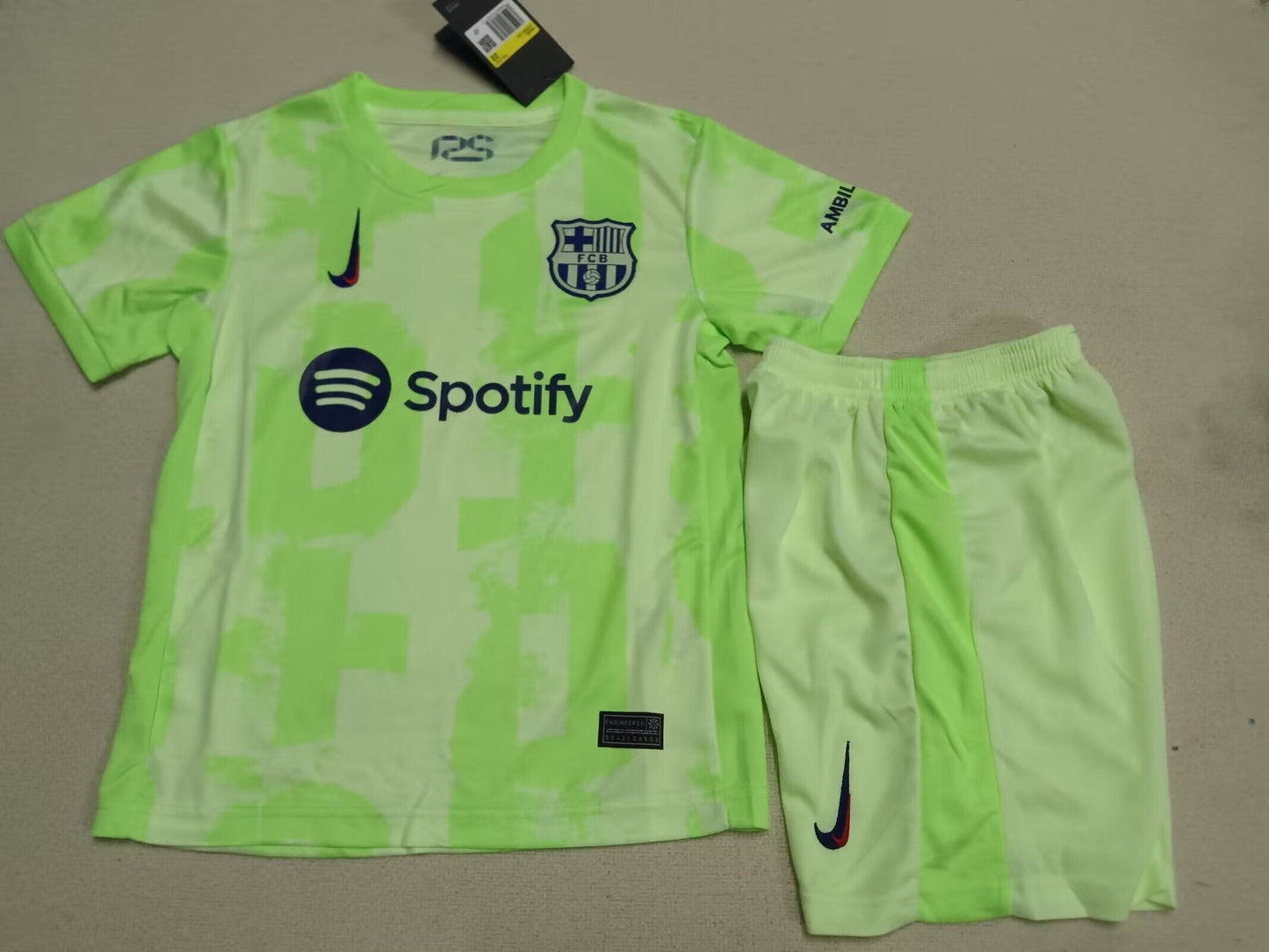 Barça 24/25 Kids Kit (Includes Shorts)