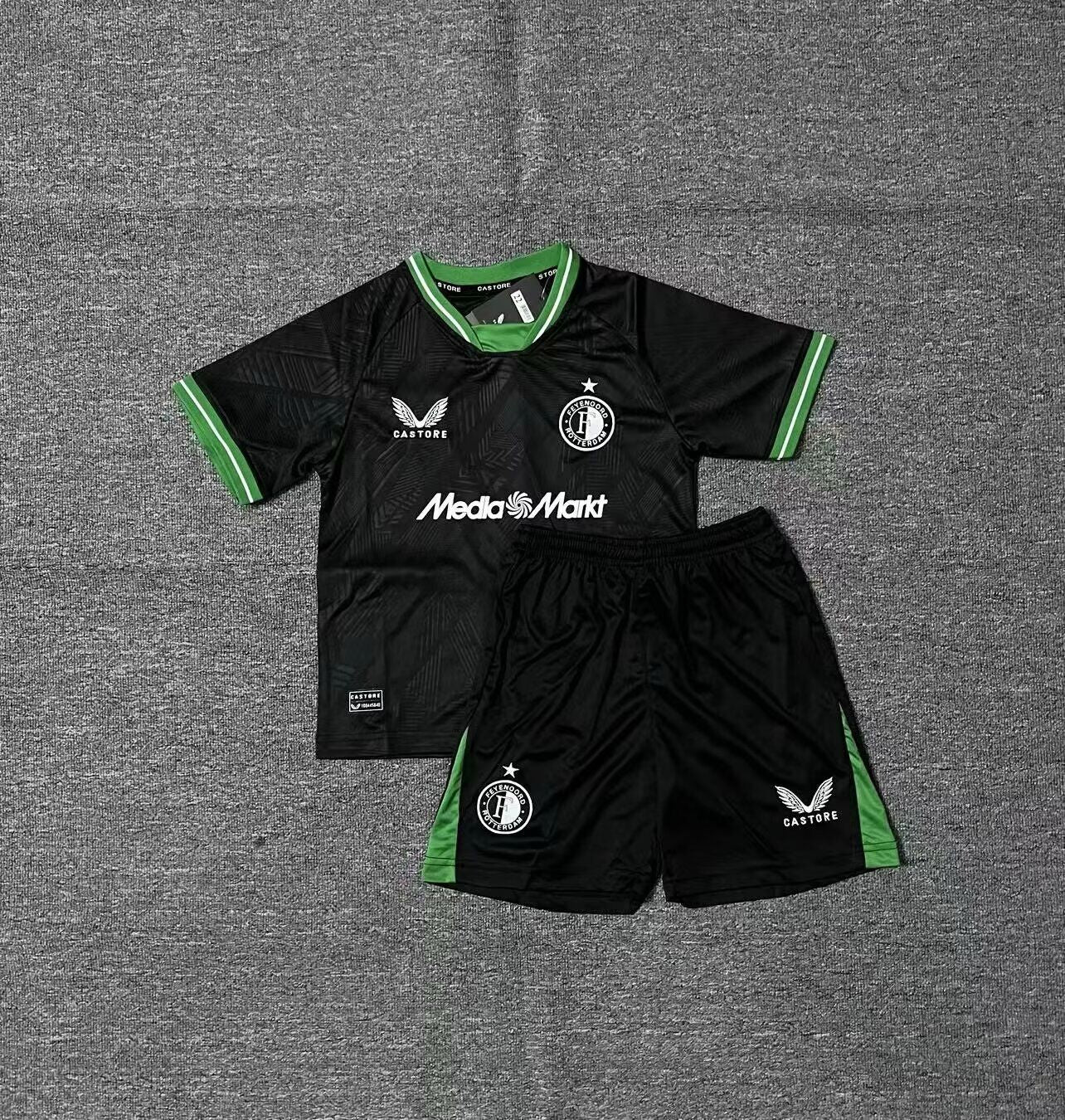 Feyenoord 24/25 Kids Kit (Includes Shorts)