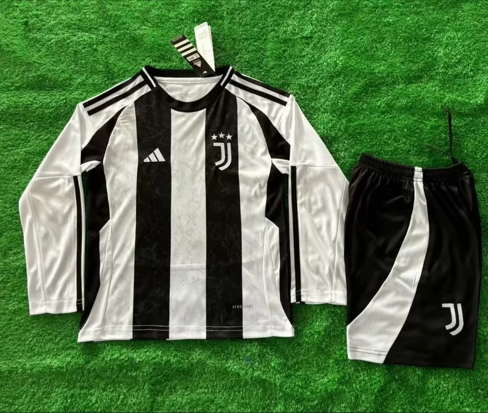 Juventu 24/25 Kids Kit (Includes Shorts)