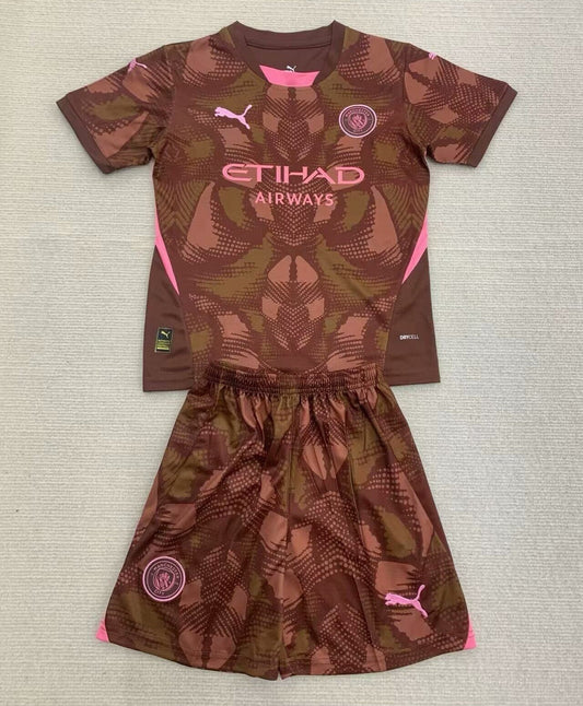 Man City. 24/25 Kids Kit (Includes Shorts)