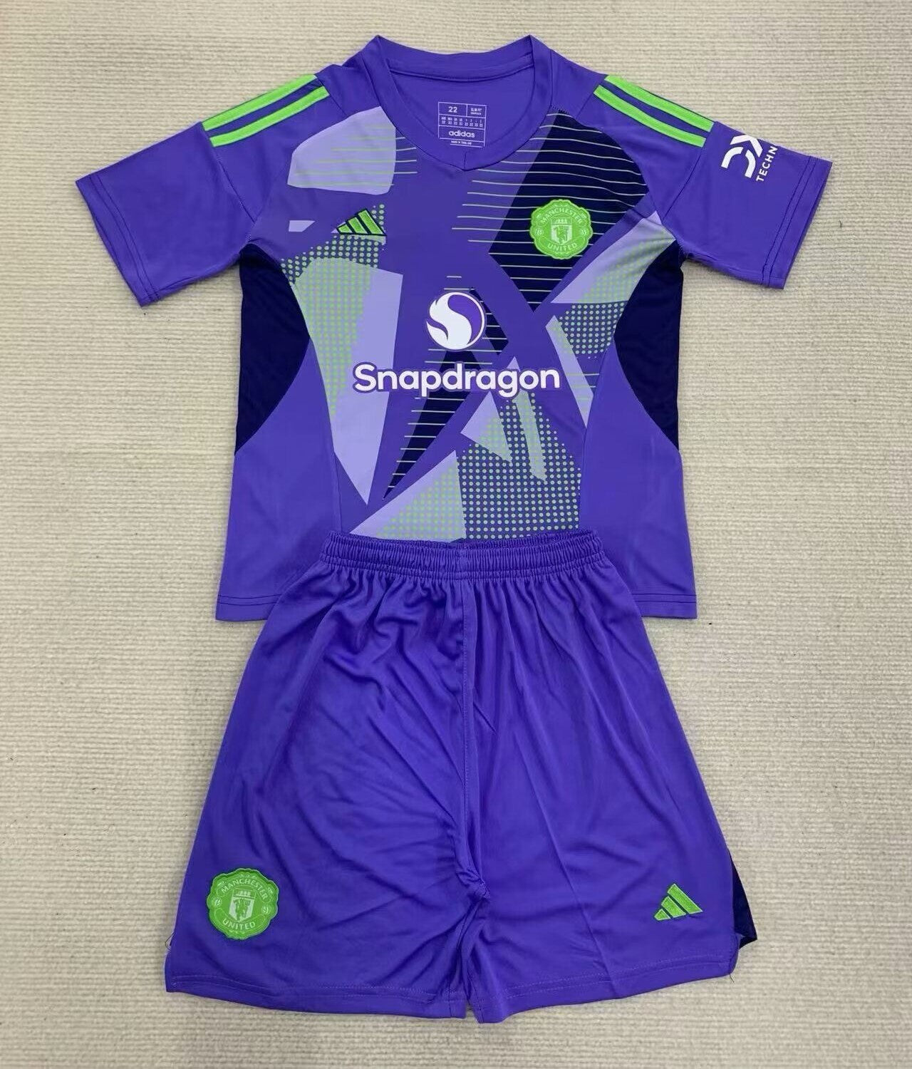 Man Utd. Purple 24/25 Kids Kit (Includes Shorts)