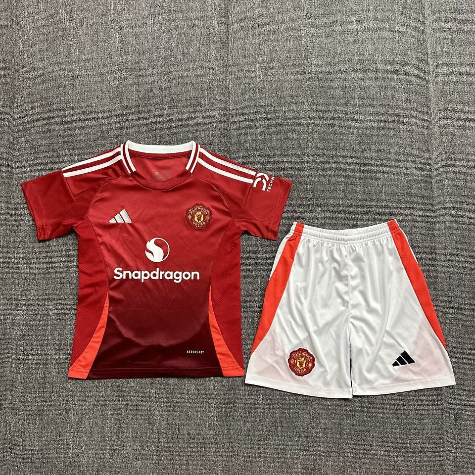 Man Utd. Home 24/25 Kids Kit (Includes Shorts)