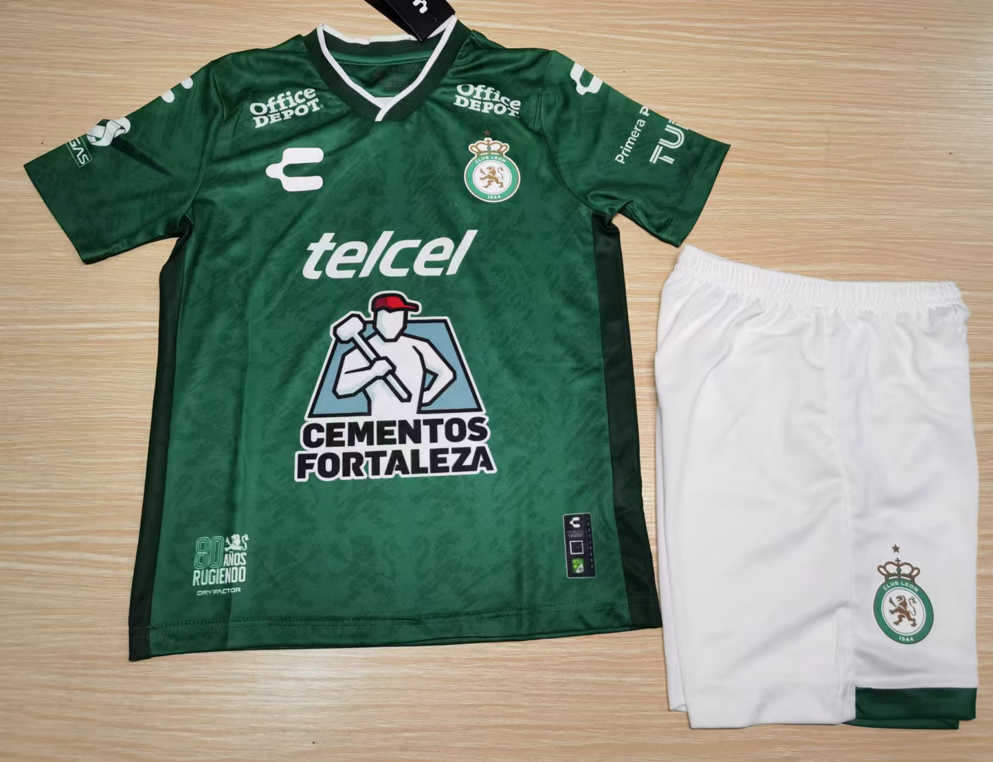 Club Leon Home 24/25 Kids Kit (Includes Shorts)