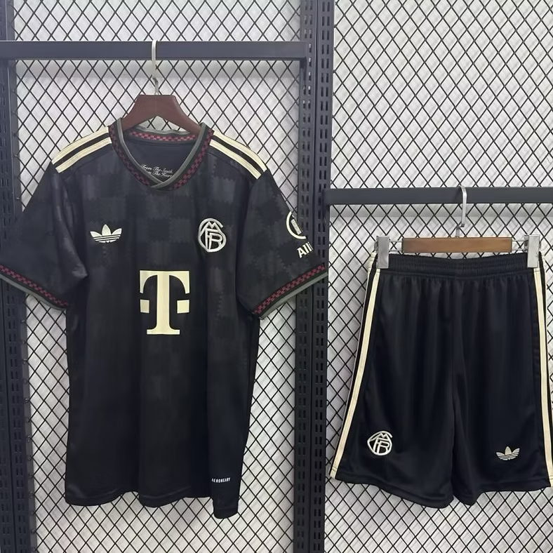 Bayern Mun. 3rd 25/26 Kids Kit (Includes Shorts)