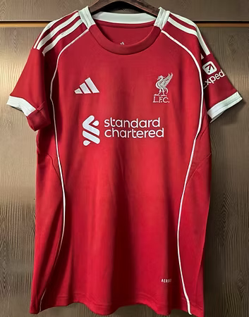 Liverpool Home 25/26 Woman Kit