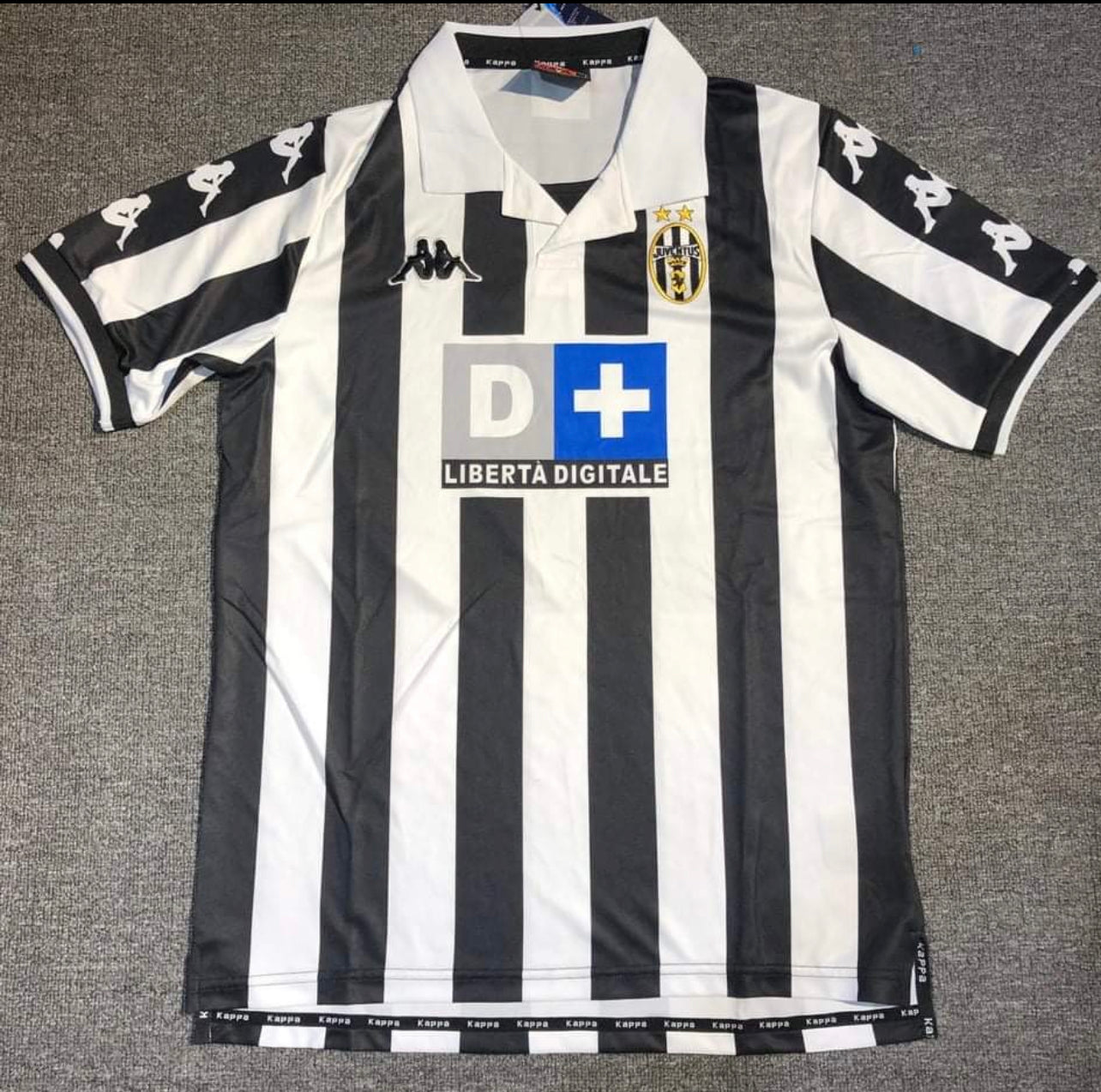 Juventu 98/99 Home Retro Club Jersey